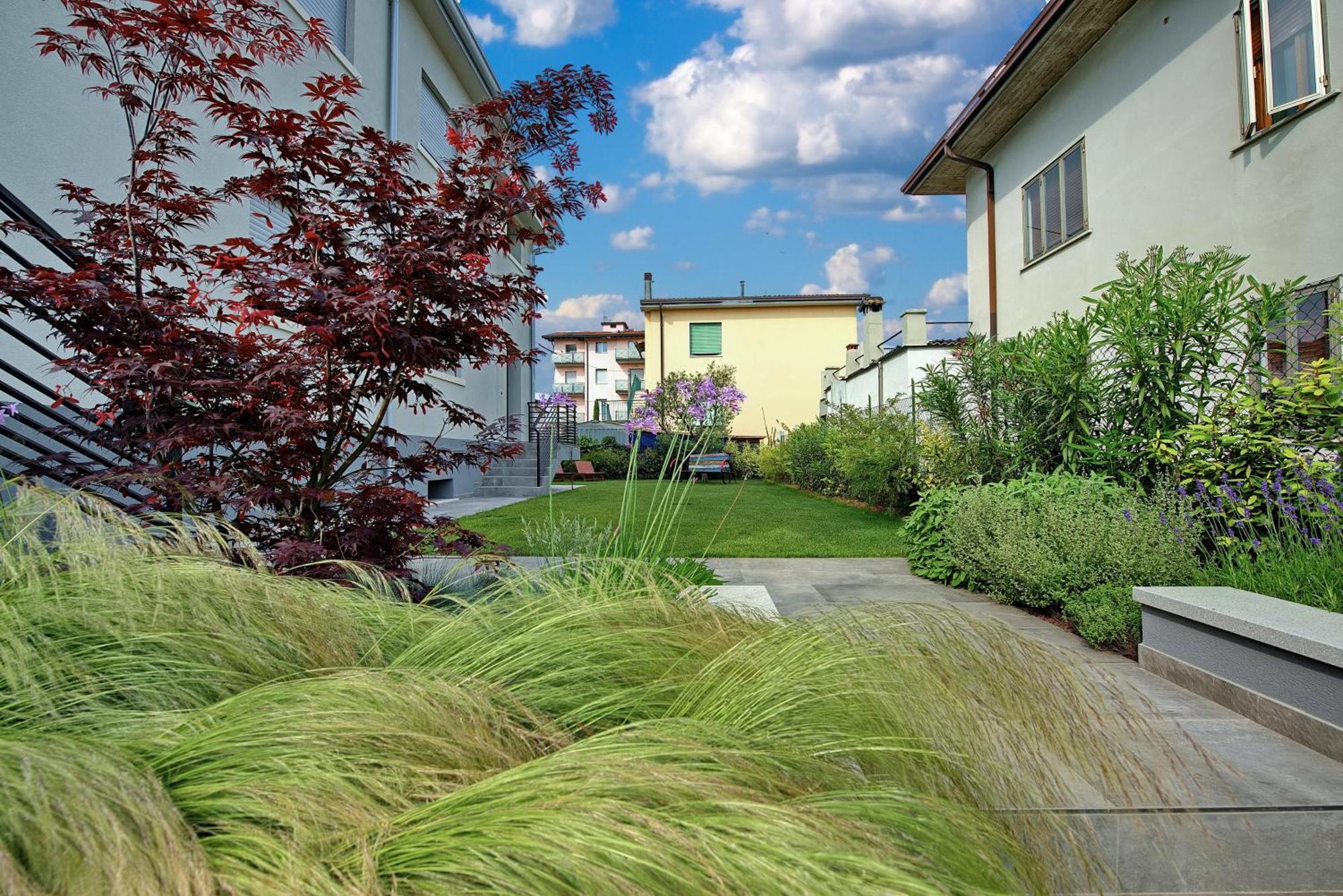 Via Goito 25 Rooms & Apartment Peschiera del Garda Esterno foto