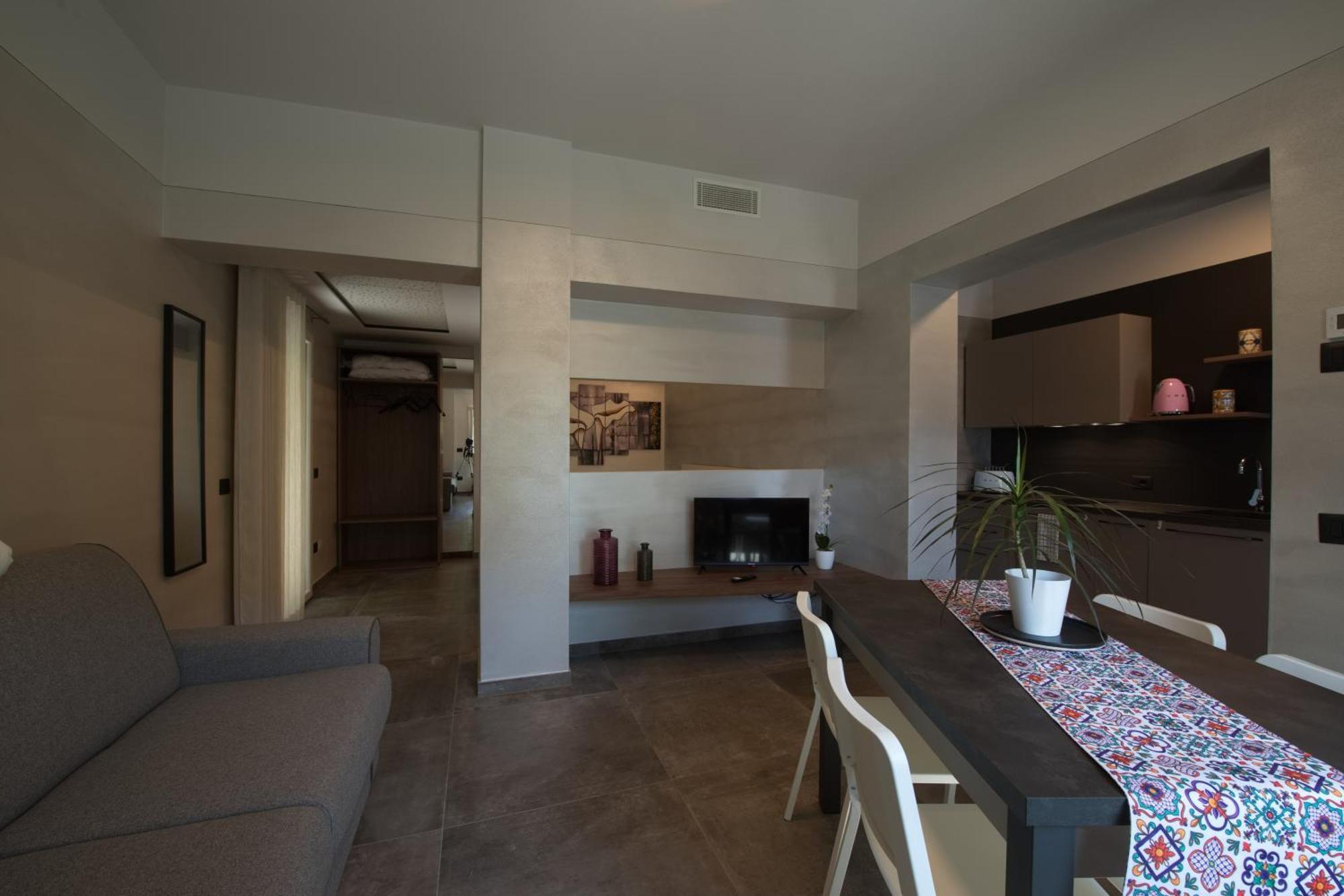Via Goito 25 Rooms & Apartment Peschiera del Garda Esterno foto