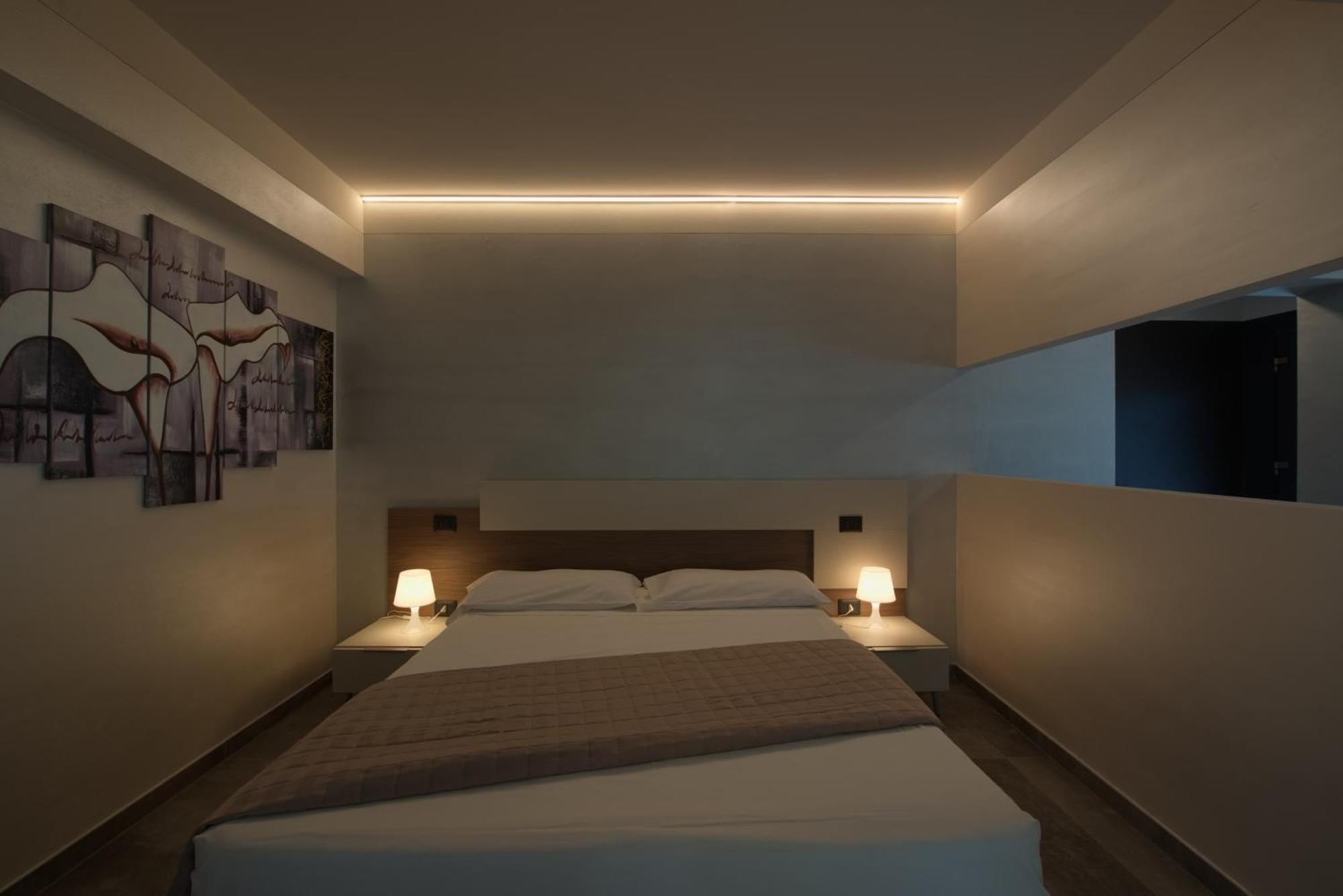 Via Goito 25 Rooms & Apartment Peschiera del Garda Esterno foto