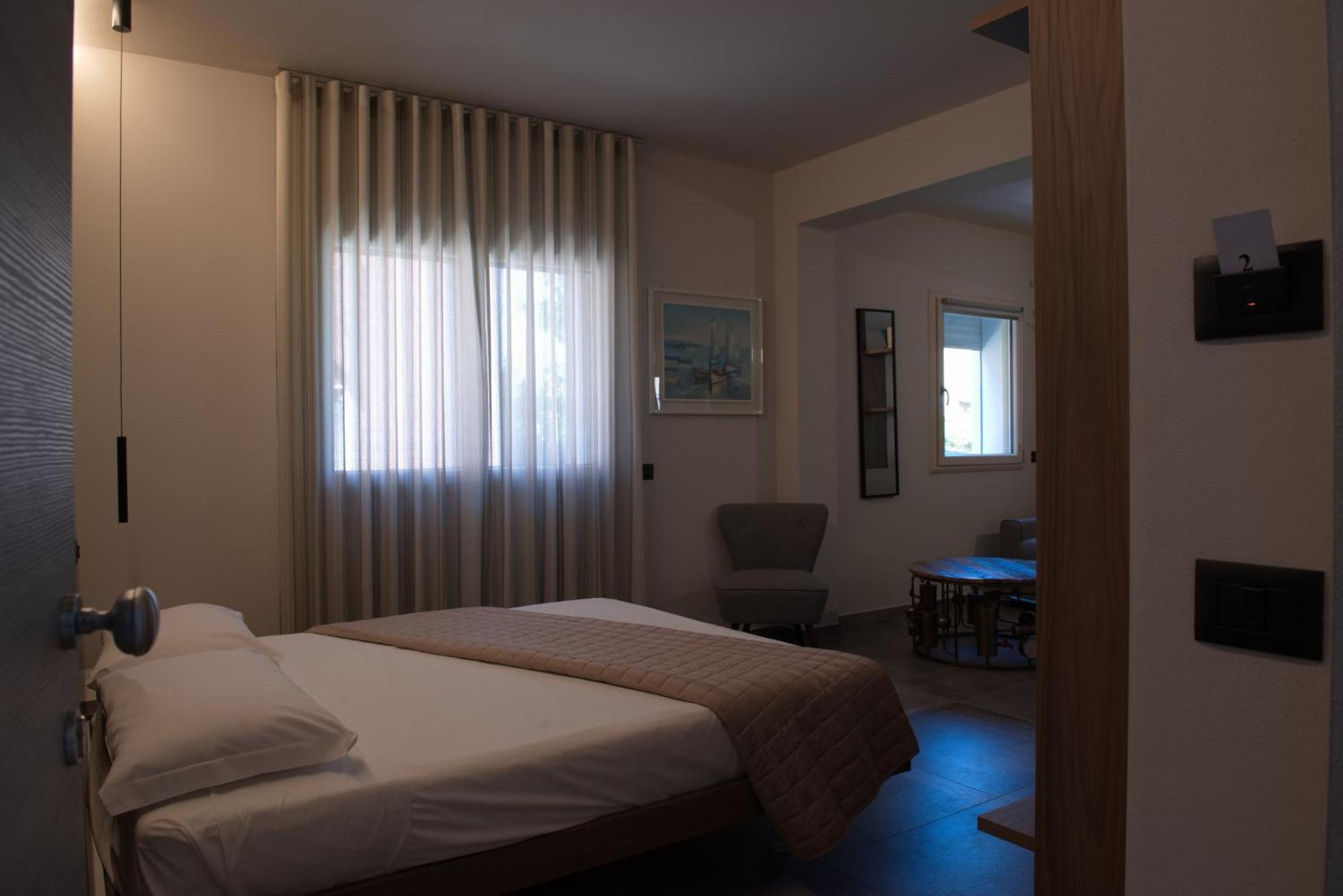 Via Goito 25 Rooms & Apartment Peschiera del Garda Esterno foto