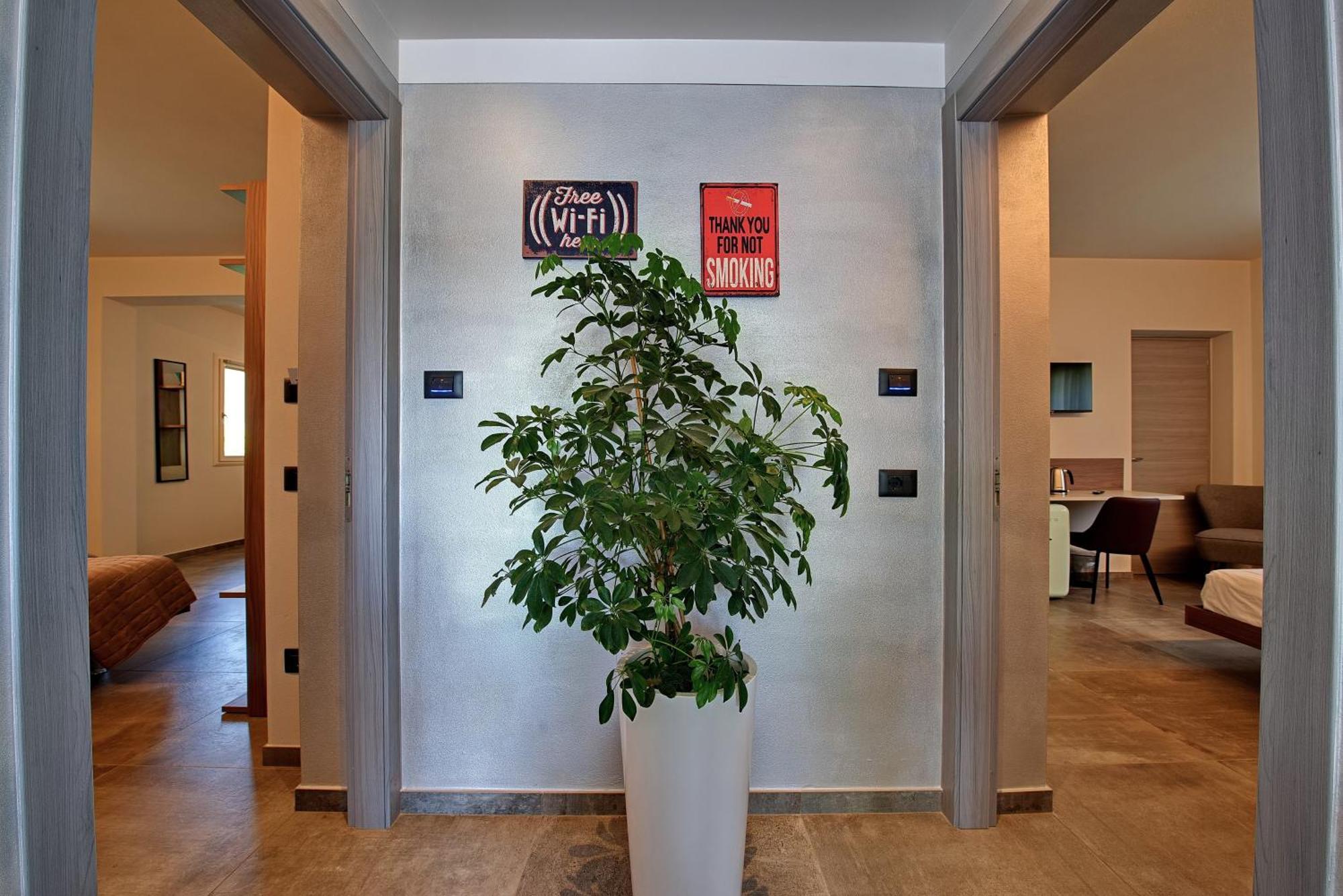 Via Goito 25 Rooms & Apartment Peschiera del Garda Esterno foto