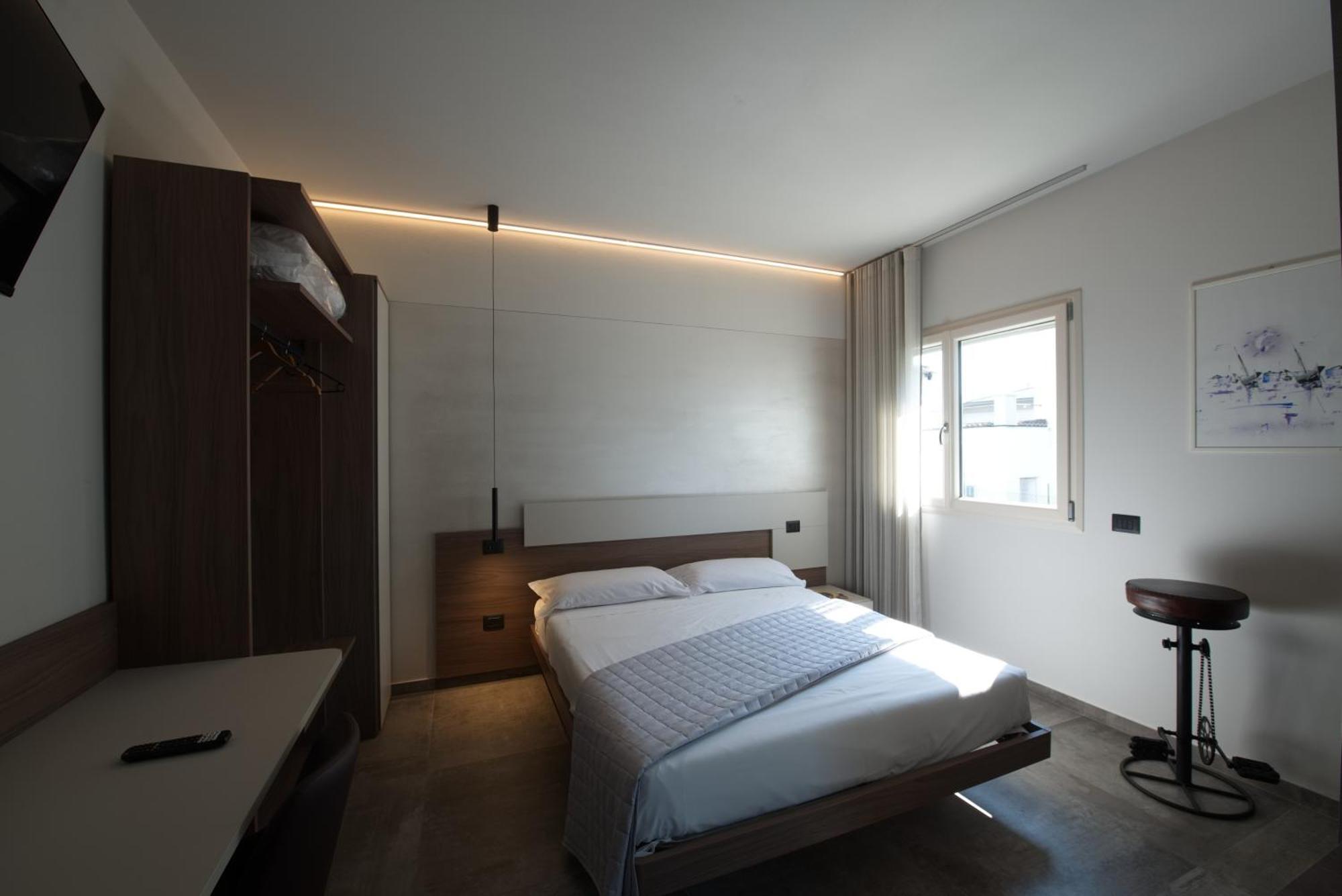 Via Goito 25 Rooms & Apartment Peschiera del Garda Esterno foto